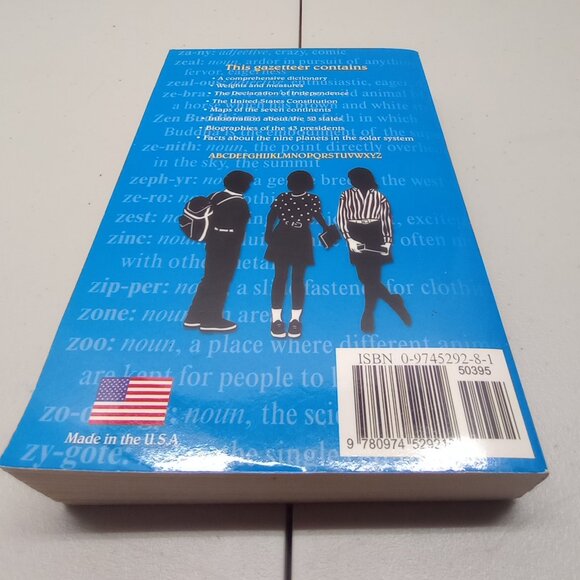 A Student Dictionary 2005 Bold Globe Cover - Picture 6 of 7